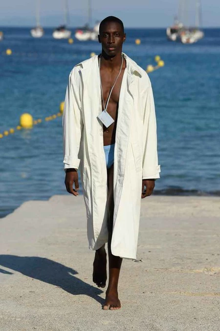 Jacquemus Mens Spring Summer 2019 Paris Fashion Week 016