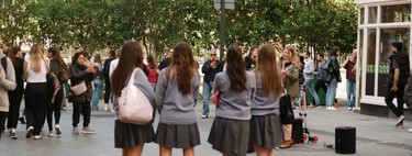 La generación Alfa está creciendo rodeada de tecnología. Según sus profesores, esto afecta a habilidades vitales muy básicas 