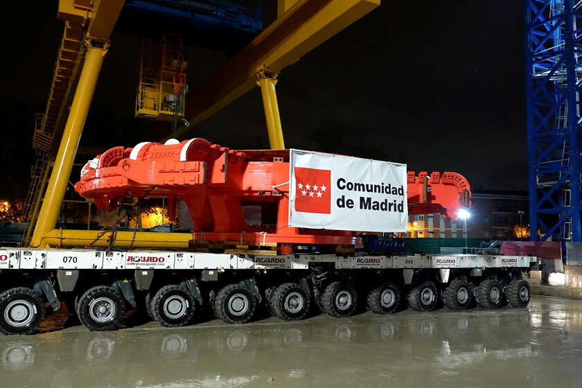 The enormous Mayrit tunnel boring machine on Metro L11 is already in Madrid. Now comes the real challenge: putting it together piece by piece