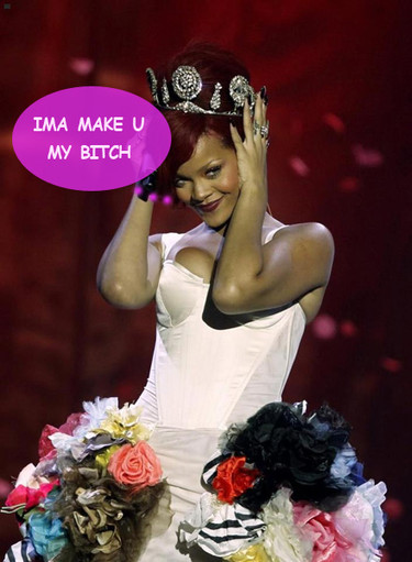 Rihanna y la novia de Chris Brown, en plena ciber-gresca a lo choni de barrio 