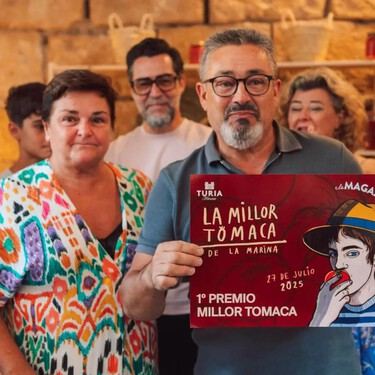 El mejor tomate de la Comunitat Valenciana lo cultiva por hobby un agricultor de Alicante: "Es como si abrieras una sandía" 