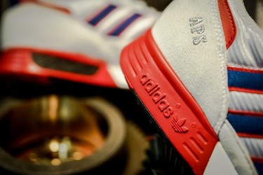 Lo retro está de moda, y adidas Originals los peta con sus viejas (pero remodeladas) APS 