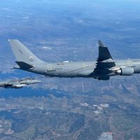 España acaba de derribar el principal límite de sus cazas Harrier: que "beban" combustible sin pisar tierra