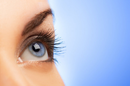 Cuida tus ojos en verano