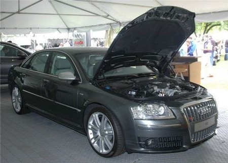 Los 10 coches de gama alta más caros de reparar