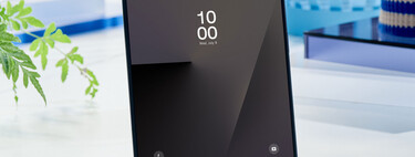Se acabó cargar con un portátil: un Galaxy Z Fold7 y este accesorio es lo único que necesitas para trabajar en todas partes 
