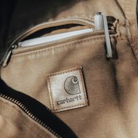 Liquidación final de rebajas en El Corte Inglés: estrena abrigo Carhartt a casi mitad de precio  