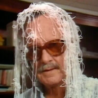 Si recuerdas este cameo de Stan Lee, déjame decirte dos cosas: tienes una memoria impecable, y seguramente también seas ya muy mayor 