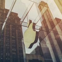 Apple quiere resucitar su proyecto de coche eléctrico, y ha fichado al exdirectivo de BMW padre de los i3 e i8