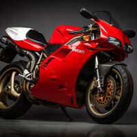 Ducati tiene en el horno a una Panigale V4 SP2 aún más especial en honor a una vieja gloria. Y podría llegar este año