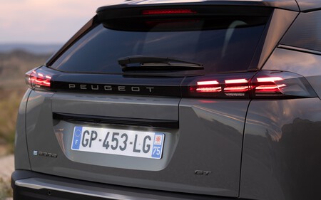 Peugeot E2008 E Liontestdrive