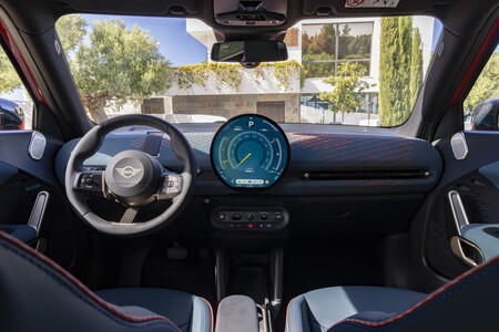 Mini Aceman Interior