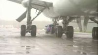 El vídeo del Touareg remolcando un Boeing 747