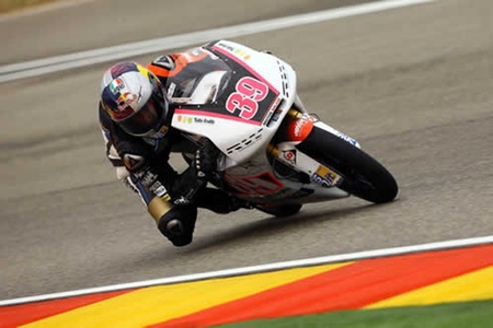 MotoGP Aragón 2012: Luis Salom se lleva el festival de hachazos de Moto3