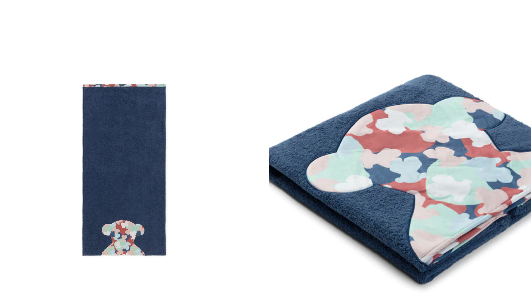Toalla cien por cien de algodón en azul marino con detalle de oso estampado