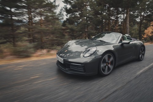 Probamos el Porsche 911 Carrera 4S Cabriolet: el descapotable de 450 CV que hará que te olvides del coupé