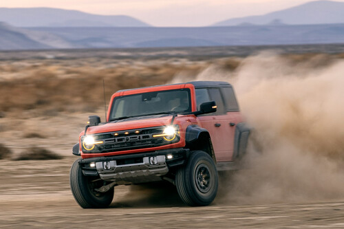 El Ford Bronco Raptor es un imponente SUV de 400 hp y descomunal desempeño off-road