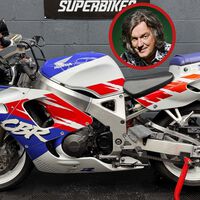 James May siempre ha presumido de ir despacio. En su garaje, sin embargo, esconde una de las Honda más salvajes jamás fabricadas 