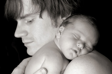 El permiso de paternidad se amplirará a cuatro semanas