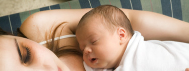¿Sueñas con dormir una noche entera? Descubre aquí si ya te has convertido en una "Mombie"