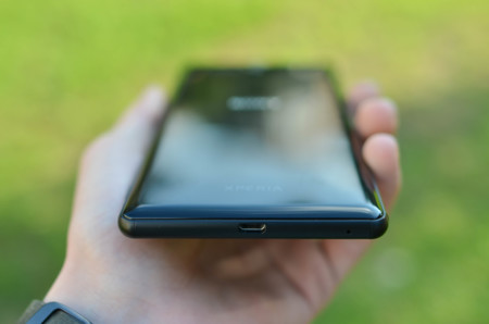 Sony Xperia C5 Dual Abajo Cargador