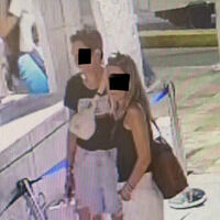 Unas turistas hacen un 'simpa' en un restaurante y la dueña las encuentra en Facebook. Los 44 euros les han salido muy caros