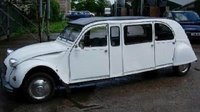 Un 2CV Limusina