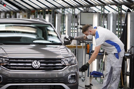 Volkswagen Navarra ve luz al final del túnel: pasará del ERTE a contratar personal para aumentar la producción
