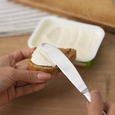 La paradoja del queso crema light: menos grasas y calorías, pero también más carbohidratos y azúcares