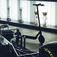 El nuevo patinete eléctrico Xiaomi Mi Electric Scooter Pro 2 tendrá una versión especial con los colores del F1 de Lewis Hamilton