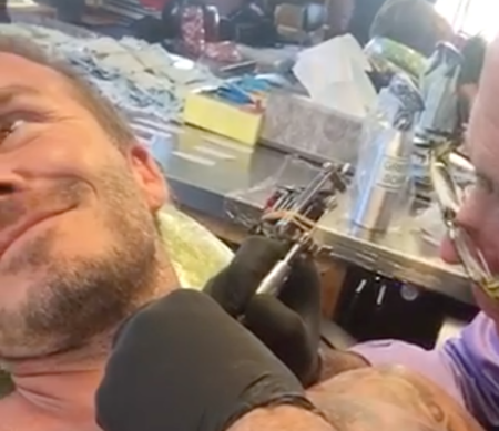 Nuevos tatuajes para David Beckham ¡Si ya no tiene sitio!