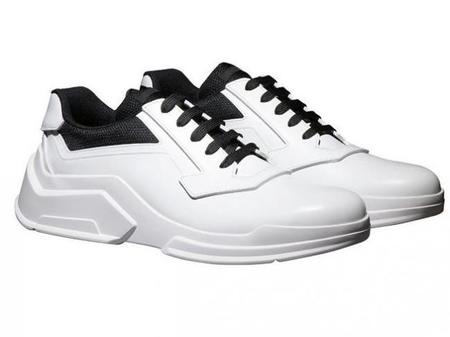 Las monochrome de Prada: ese oscuro objeto de deseo