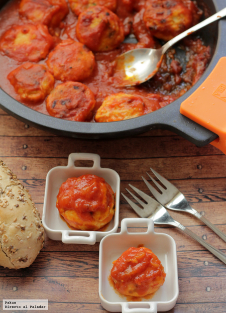 Receta de albóndigas de pollo con tomate
