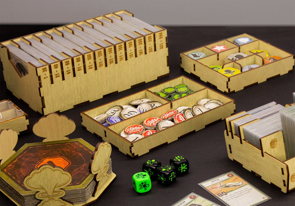 He descubierto los organizadores de juegos de mesa y ahora me sabe aún peor ser más pobre que una rata He descubierto los organizadores de juegos de mesa y ahora me sabe aún peor ser más pobre que una rata