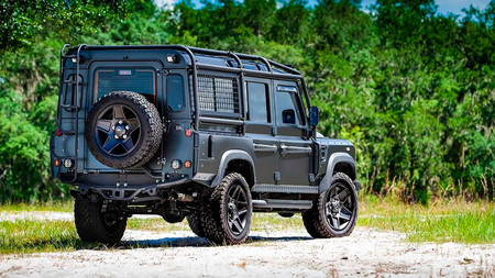 Land Rover Defender Electric ECD Automotive Design