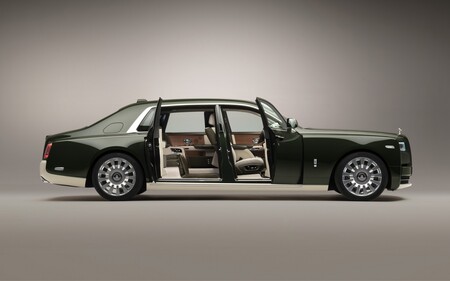 Rolls-Royce Phantom Oribe de Hermès: el excesivo encargo del multimillonario que viajará a la Luna en la nave de Elon Musk