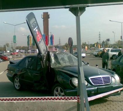 Los efectos negativos del teléfono móvil en la conducción