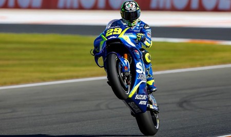 Andrea Iannone Valencia 2017 2