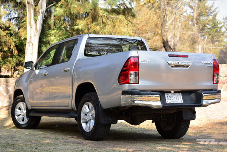 Toyota Hilux Diesel 3