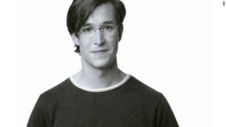 A Noah Wyle le encantaría volver a protagonizar la vida de Steve Jobs