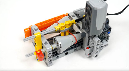 El sencillo funcionamiento de una caja de cambios CVT, explicado en vídeo con piezas de Lego