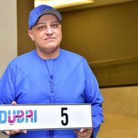 ¿Pagarías más de 8 millones de euros por una matrícula para tu coche? Pues Balwinder Sahani lo ha hecho