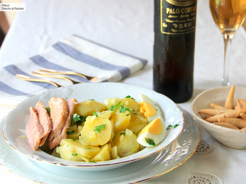 Receta de papas aliñás o patatas aliñadas (y todas las claves para que te salgan como si estuvieras en Cádiz)