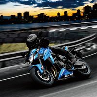 La Suzuki GSX-S750 se da la vuelta para el carnet A2 y ahora tiene sólo 47 CV por 8.699 euros
