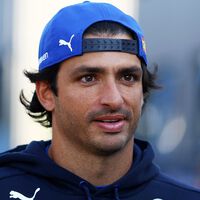 "Es incomprensible". A Carlos Sainz ahora no le gusta la norma absurda que se está cargando la F1, pero él mismo la apoyó