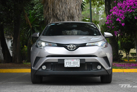 Toyota C Hr 2