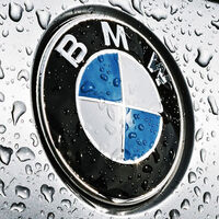 Detenido por tirar un coche al río: lo cazaron por presumir de ello en vídeo en Instagram