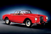 Lancia podría lanzar al mercado un nuevo coupé-cabrio