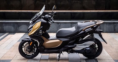 Qjmotor Fortress 350 5 2022