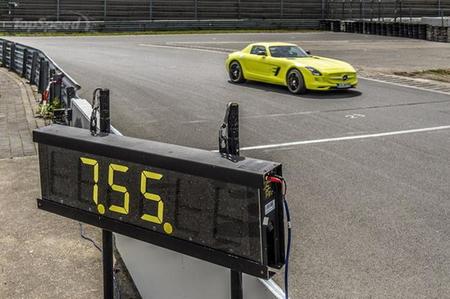 Mercedes SLS AMG Electric Drive Nurburging
